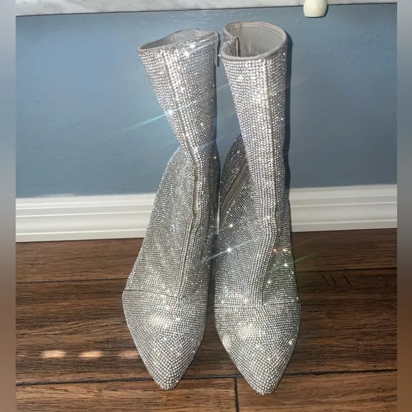 🤍✨ ✨Bling Booties✨✨🤍fabulous boots diamond crystal embellished ankle boots