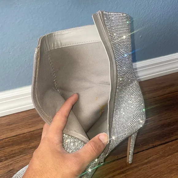 🤍✨ ✨Bling Booties✨✨🤍fabulous boots diamond crystal embellished ankle boots