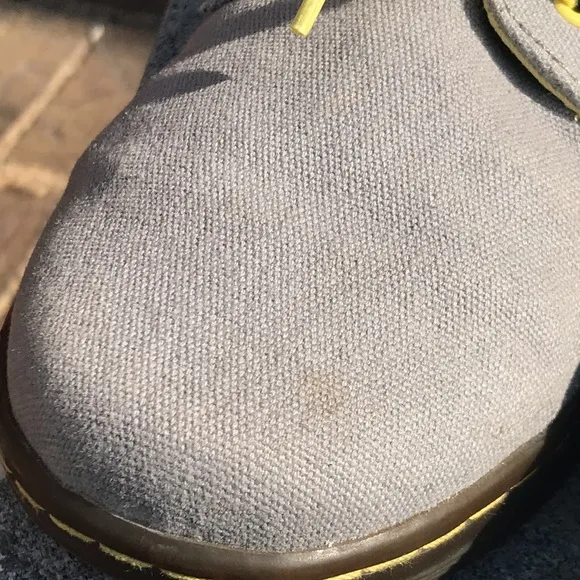 🛍️ DR MARTENS Gray Yellow Sneakers