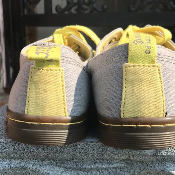 🛍️ DR MARTENS Gray Yellow Sneakers