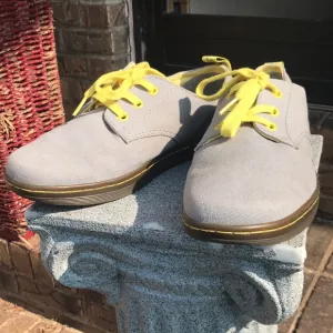 🛍️ DR MARTENS Gray Yellow Sneakers