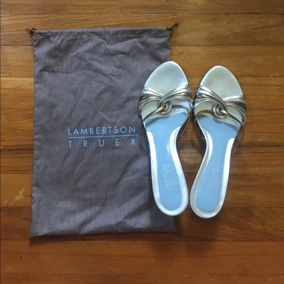 📦 🚚 EVERYTHING MUST GO! Lambertson Truex Heels | Size 10