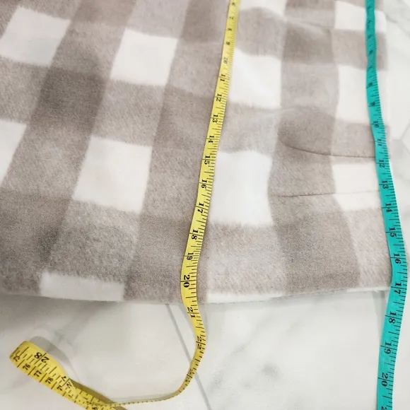 [ LOFT] WOMEN'S SIZE 10,  tan and white plaid wool skirt.