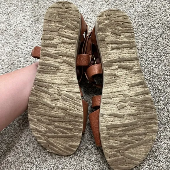 - Miz mooz tropez sandals caramel • 41 or size 10