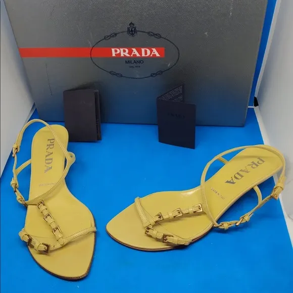 🔥 PRADA Unique Yellow to Cream Colored Sandals Size 36 Also have in size 37