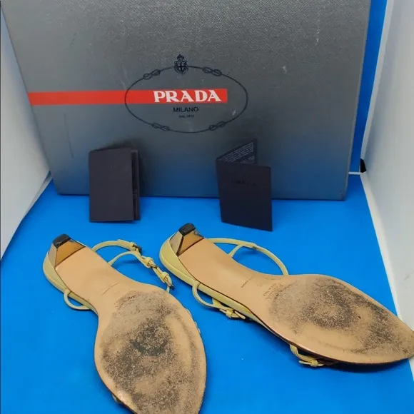 🔥 PRADA Unique Yellow to Cream Colored Sandals Size 36 Also have in size 37