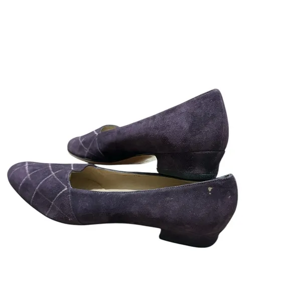 👞 Salvatore Ferragamo ladies purple suede shoes 8 1/2 4 A brand new