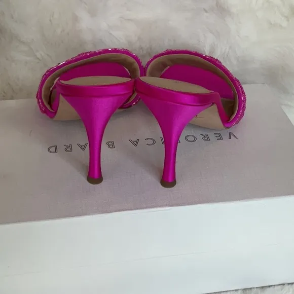 🆕 Veronica Beard Braxton Beaded Sandals
