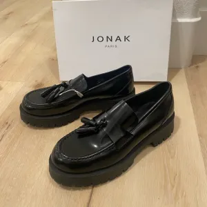 394 Jonak Paris Women's Black Loafers NWB SZ 39