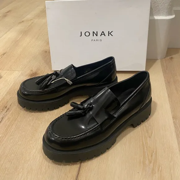 394 Jonak Paris Women's Black Loafers NWB SZ 39