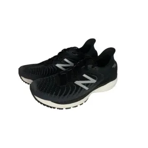 9D New Balance Men's Fresh Foam Black Running Shoes Sneakers M860B11