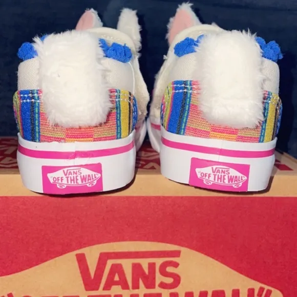 Absolutely Adorable Toddler Vans
