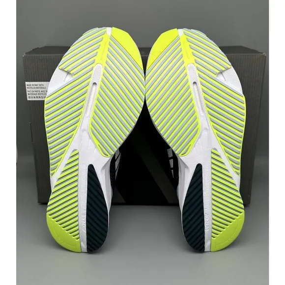 Adidas Adizero SL Running Shoes White / Wonder Blue ID6921 Men's Size 13