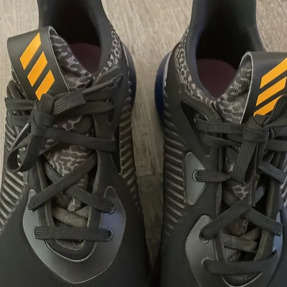 Adidas Alphabounce core black shock running shoes