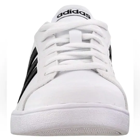 Adidas Baseline Sneakers Little Kids 11.5 | White Black | NIB | Unisex