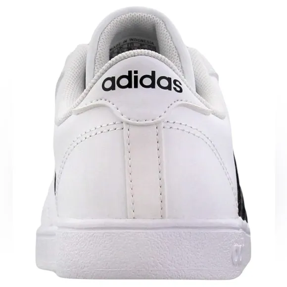 Adidas Baseline Sneakers Little Kids 11.5 | White Black | NIB | Unisex