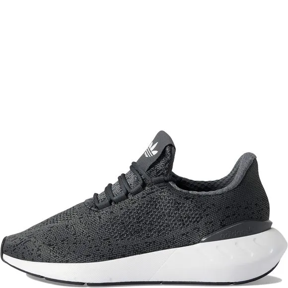 adidas Big Kids Swift Run 22 Decon Running Shoes Size 5.5