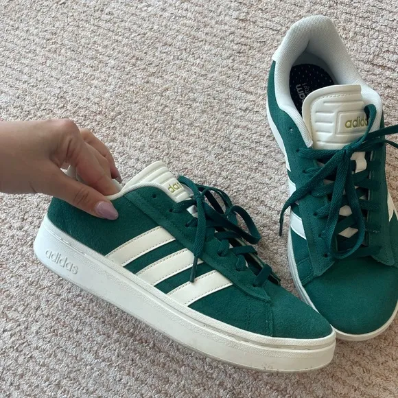 Adidas Cloudfoam Comfort Green Sneakers