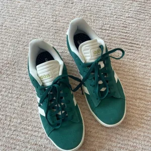 Adidas Cloudfoam Comfort Green Sneakers