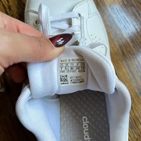 Adidas Cloudfoam Comfort Sneakers Size 7