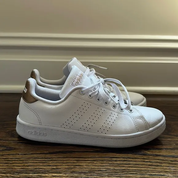 Adidas Cloudfoam Comfort Sneakers Size 7