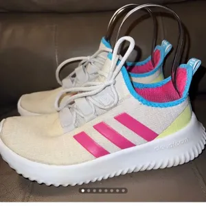 Adidas Cloudfoam Unisex Sneakers, Youth Size 7