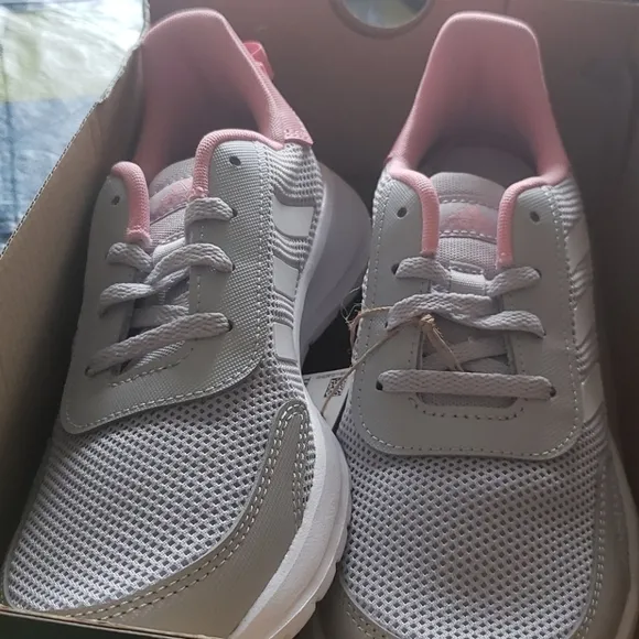ADIDAS girl sneakers