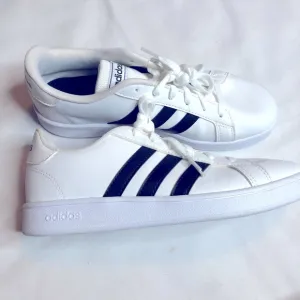 Adidas grand court unisex sneakers