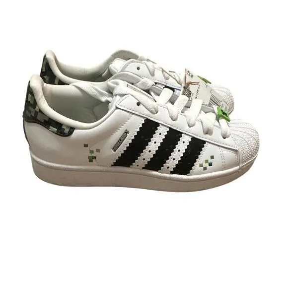 Adidas JQ8749 Superstar II x Minecraft Shoes Unisex Kids Size 4.5 New with tag