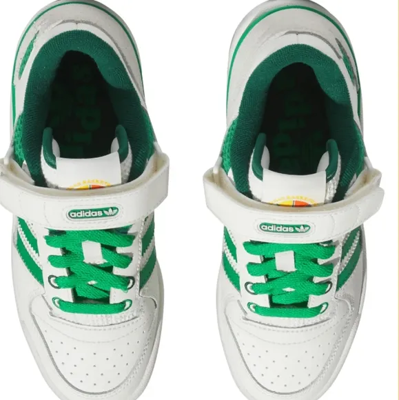 Adidas Kids Forum Low Sneakers Green White Unisex sz 2 NEW