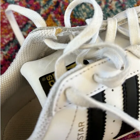 Adidas | Kid’s unisex white Superstar lace up sneakers, 3 black stripes, sz 5.5