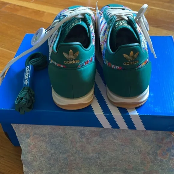 Adidas Liberty Sneakers