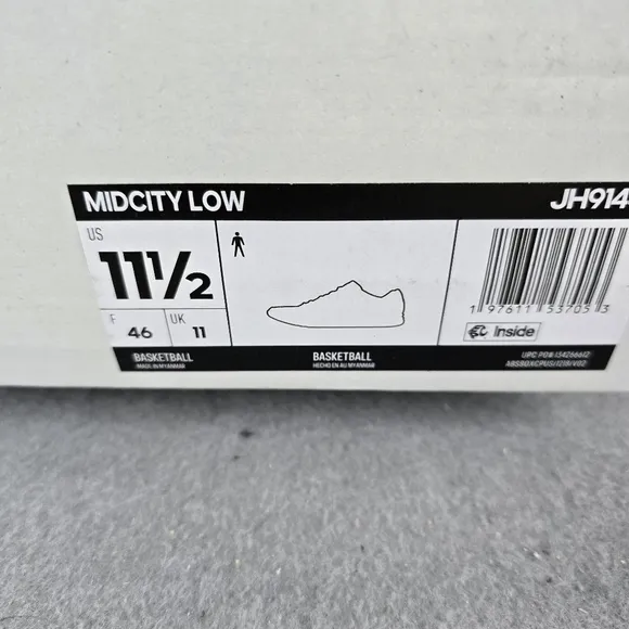 Adidas, mid city, low men's size 11.5** New ** sneakers shoes