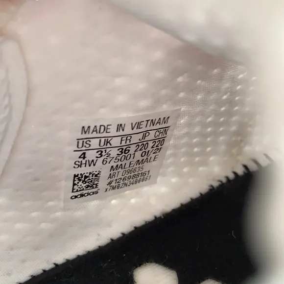 Adidas | NMD_R1 White Sneakers