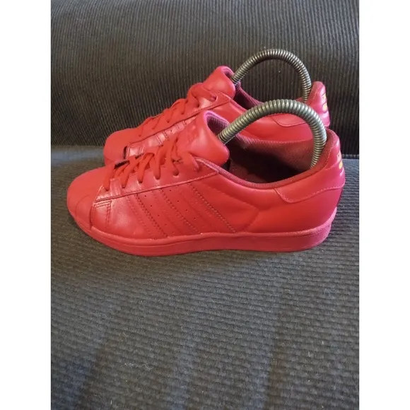 Adidas Originals Pharrell Williams Red Supercolour Superstar S31608 Youth 4.5
