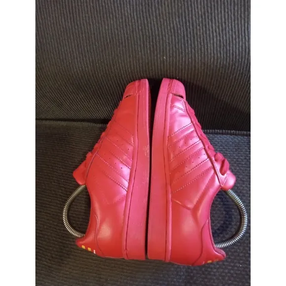 Adidas Originals Pharrell Williams Red Supercolour Superstar S31608 Youth 4.5