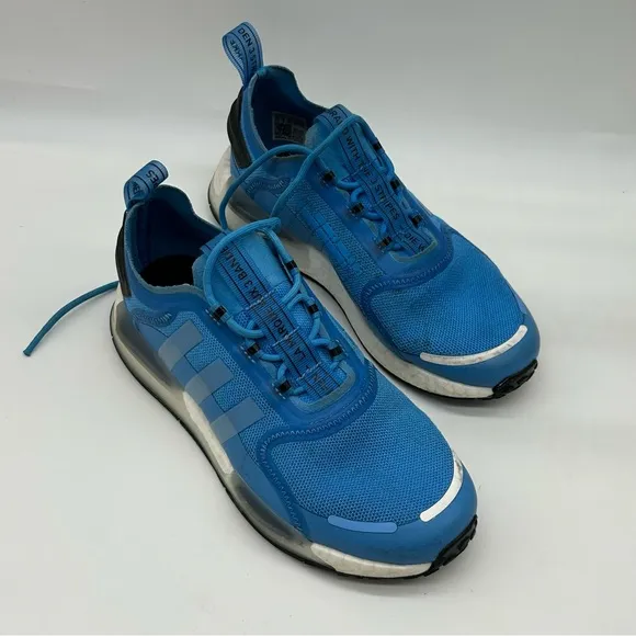 Adidas Originals Unisex Big Kids NMD_V3 Shoes in Cloud White/Pulse Blue size 6.5