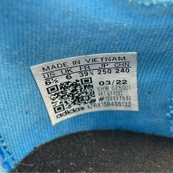Adidas Originals Unisex Big Kids NMD_V3 Shoes in Cloud White/Pulse Blue size 6.5