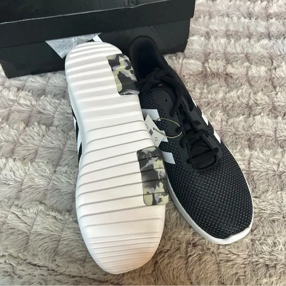 ADIDAS Racer track boys Sneakers size 7