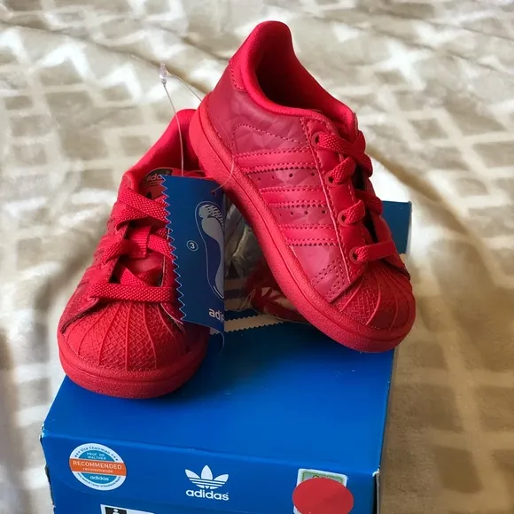 Adidas Superstar Triple