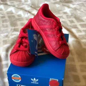 Adidas Superstar Triple