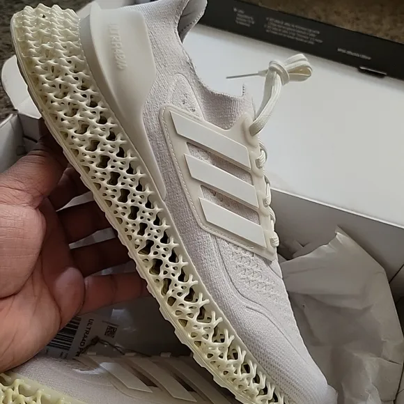 Adidas Ultra 4DFWD running shoes. NWT