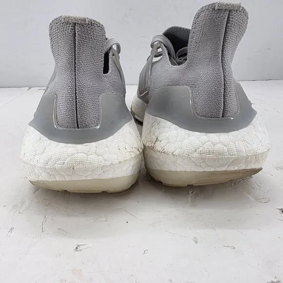 Adidas Ultra Boost 22 Grey White Running Sneakers Shoes GX5460 Men’s Size 9