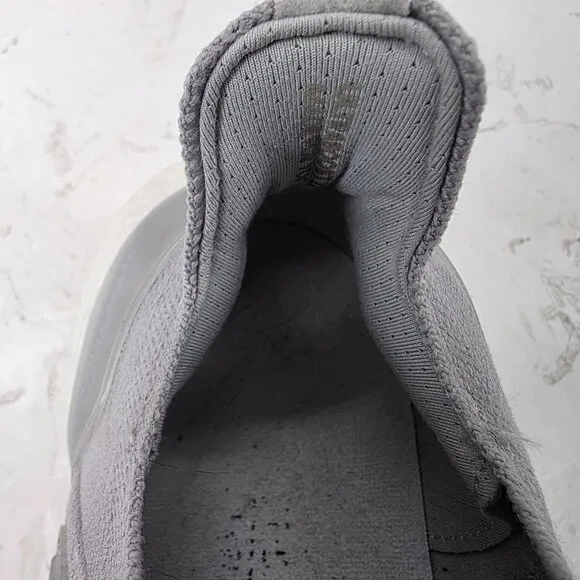 Adidas Ultra Boost 22 Grey White Running Sneakers Shoes GX5460 Men’s Size 9