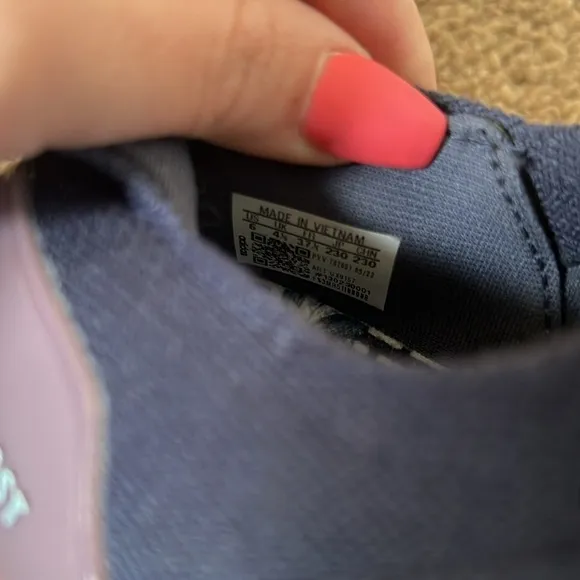 Adidas Ultraboost 22 Women’s Shadow Navy Denim Purple Running Shoes