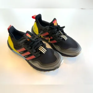 Adidas ultraboost sneakers size 5.5