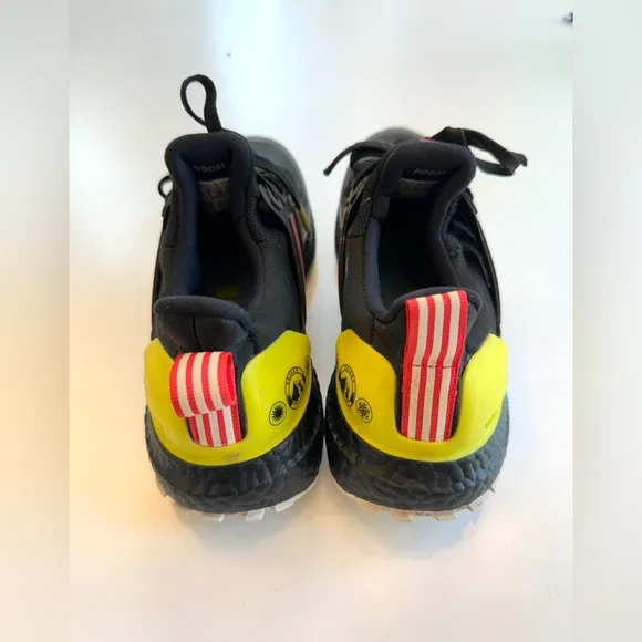 Adidas ultraboost sneakers size 5.5