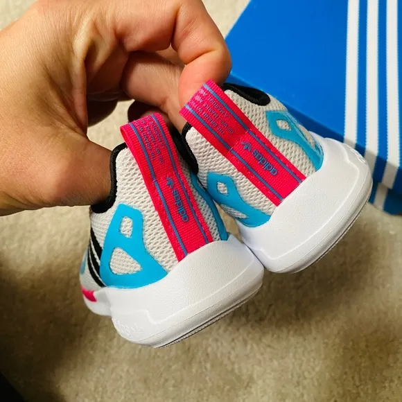 ADIDAS Unisex Baby ZX 2K Flux Sneakers