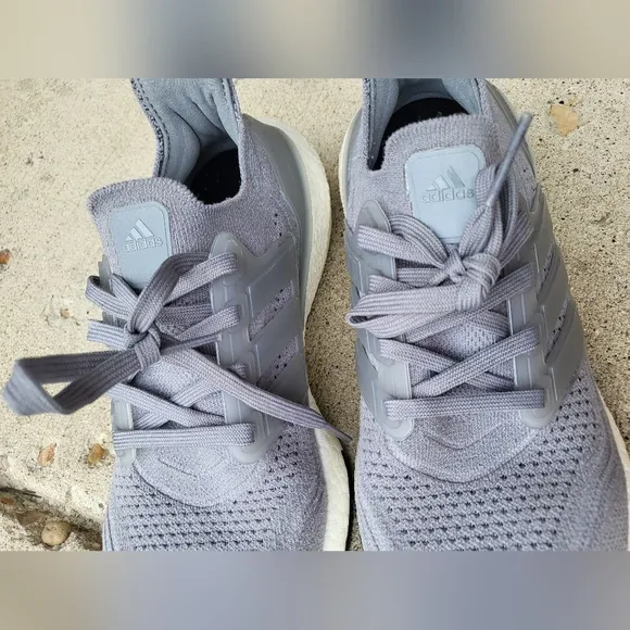 Adidas Women's Shoes Ultraboost 21 Running Size 6.5 Gray