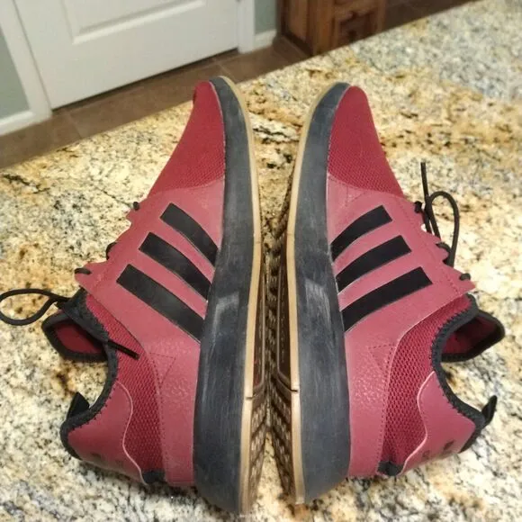 Adidas XLPR Sneakers Men's Size 10.5 Burgundy Gum EF2779 Athletic Sneakers